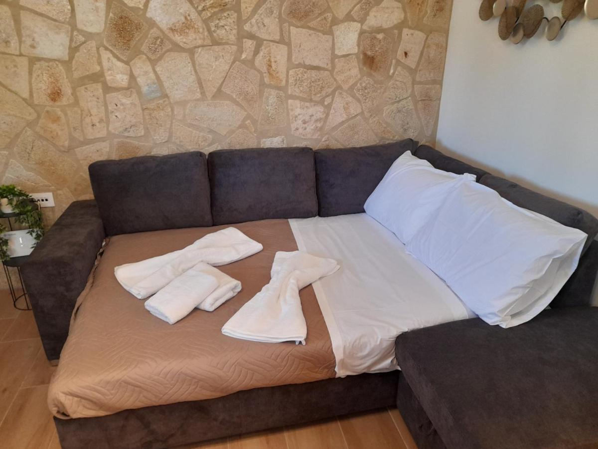 Melitta'S Luxury Apartments Anthousa  Екстер'єр фото