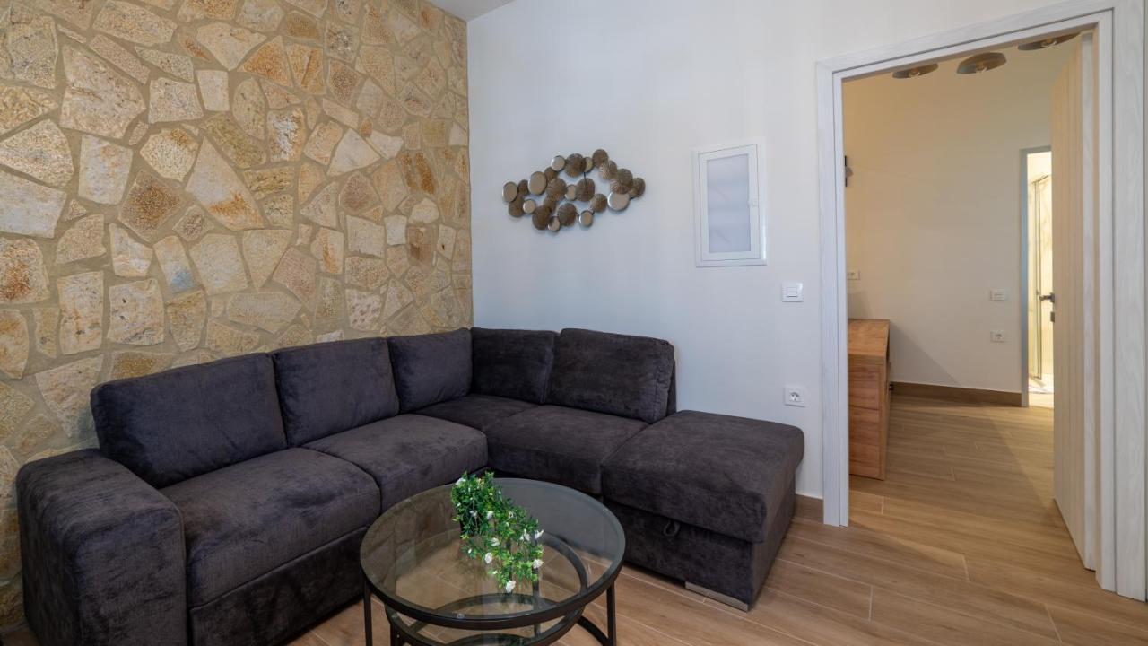Melitta'S Luxury Apartments Anthousa  Екстер'єр фото